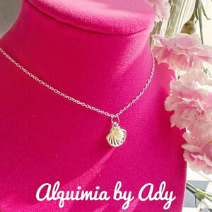 Silver statement 925 stamped real freshwater pearl  shell charm necklace